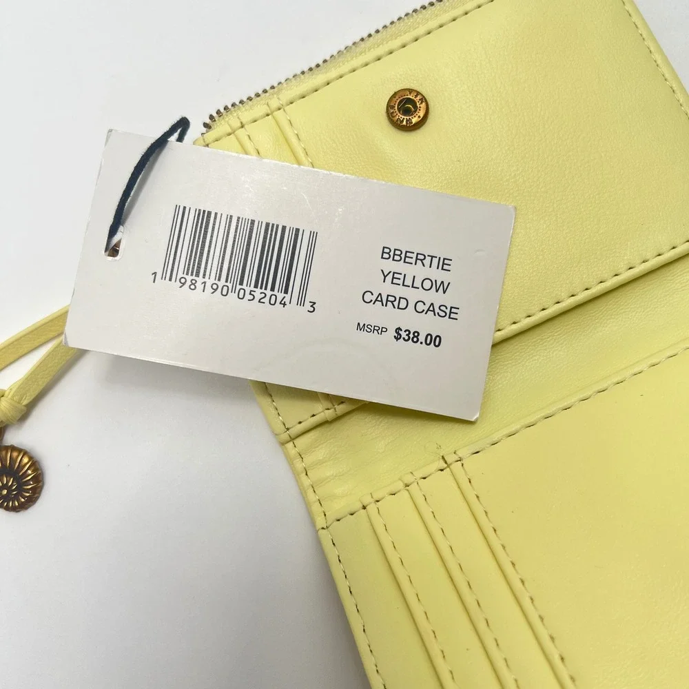 Steve Madden BBertie Yellow Bifold Card Case Wallet Seashell Charms